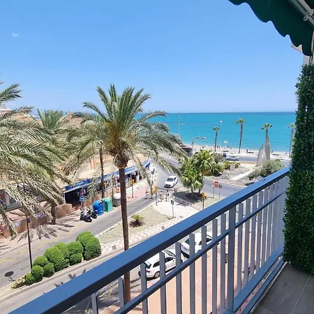 Maite Blue Beachfront Бенальмадена