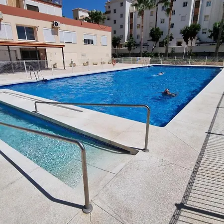 Апартаменти Maite Blue Beachfront *